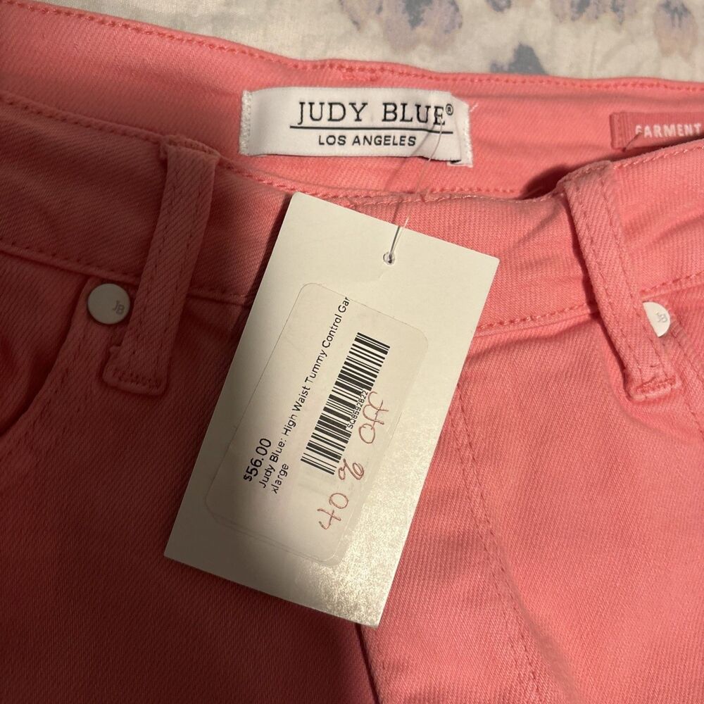Judy Blue Junior’s Pink Denim Shorts Size XL - Picture 2 of 16